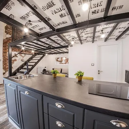 Parter Life דירה *