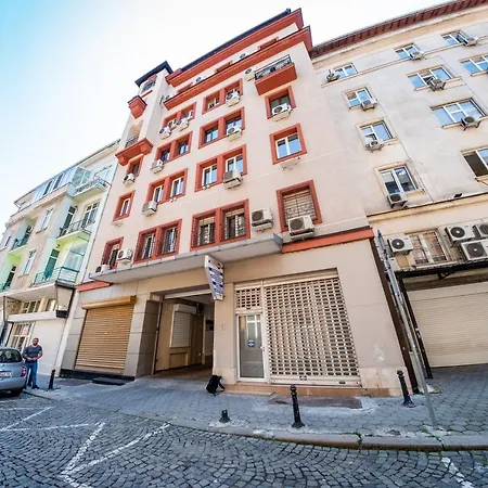 Apartament Parter Life *